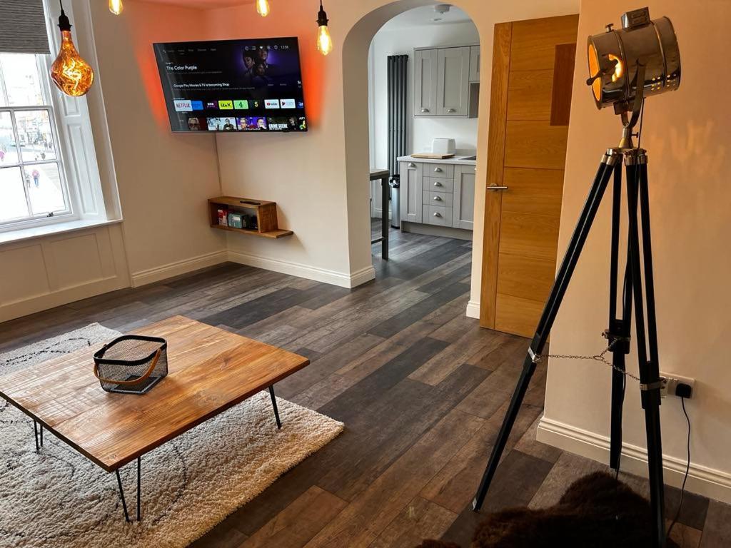 Sterling Stylish 2 Bedroom Central Modern Apartment 达灵顿 外观 照片